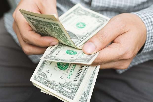 سعر الدولار في البنوك اليوم الأحد