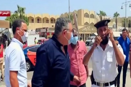 شاهد .. محافظ البحر الأحمر يكشف حقيقة غرق متحف الغردقة بسبب السيول