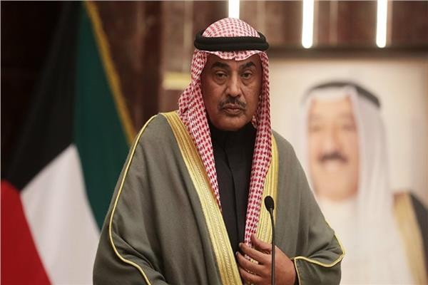 الحكومة الكويتية تؤدي اليمين الدستورية..و13 نائبا ينسحبون