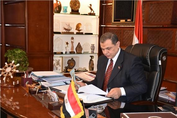 سعفان لشقيق المتوفى بالسعودية: ربنا يصبركم وأنا موجود لخدمة كل المصريين