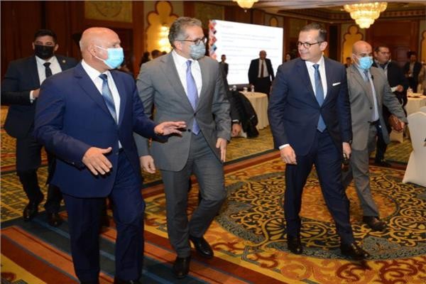 تفاصيل.. مجلس الوزراء يوالفق رسميًا على قانون إنشاء الغرف السياحية