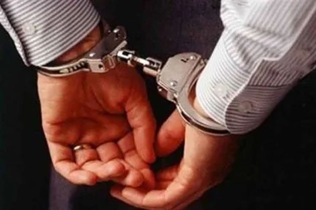 نقاش يحرق دراجة بخارية مِلك عامل بسوهاج بسبب خلافات مالية