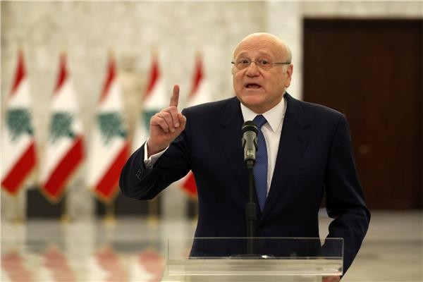 نجيب ميقاتي يصل مصر للمشاركة بمنتدى شباب العالم