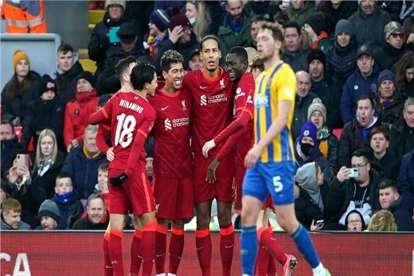 ليفربول يواجه أرسنال على ملعب