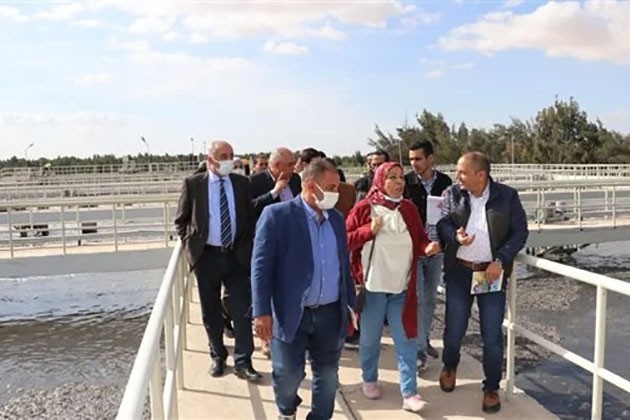 مسئولو الإسكان يتفقدون مشروعات تطوير منظومة الصرف الصحى بمدينة السادات