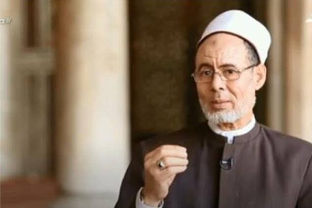 شاهد .. الأوقاف: نشر الصور الشخصية والتجسس يدمران البيوت