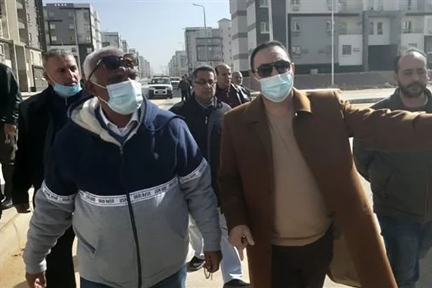 مسئولو الإسكان يتفقدون مشروعي سكن مصر و