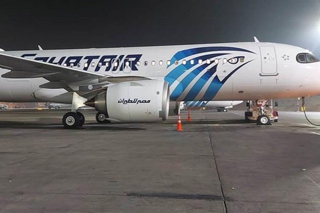 مصر للطيران تنقل المشجعين المصريين إلى الكاميرون لدعم الفراعنة