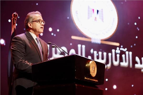وزير السياحة والآثار يكشف تفاصيل الكشف الأثري الجديد في سقارة