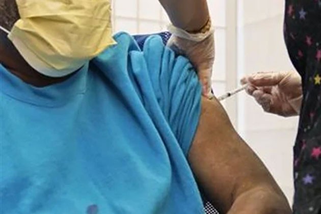 دراسة: اللقاحات توفر أفضل حماية من COVID-19