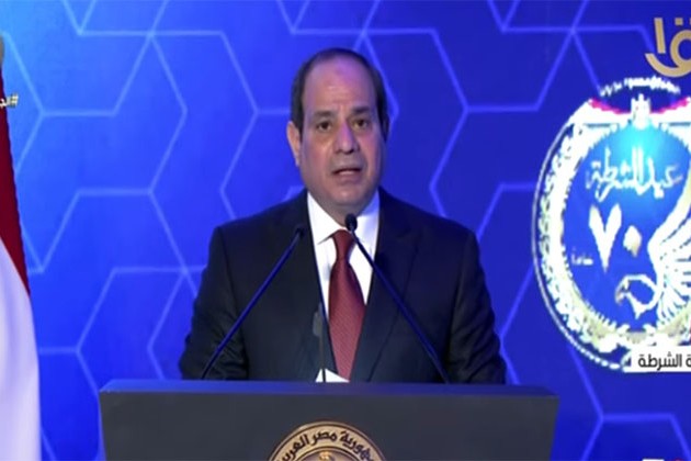 شاهد .. السيسي يشاهد محاكاة حقيقية لضبط تشكيل عصابى لتهريب المواد المخدرة