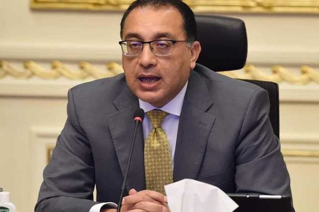 رئيس الحكومة: مصر قطعت شوطا كبيرا فى استخدام الطاقة النظيفة
