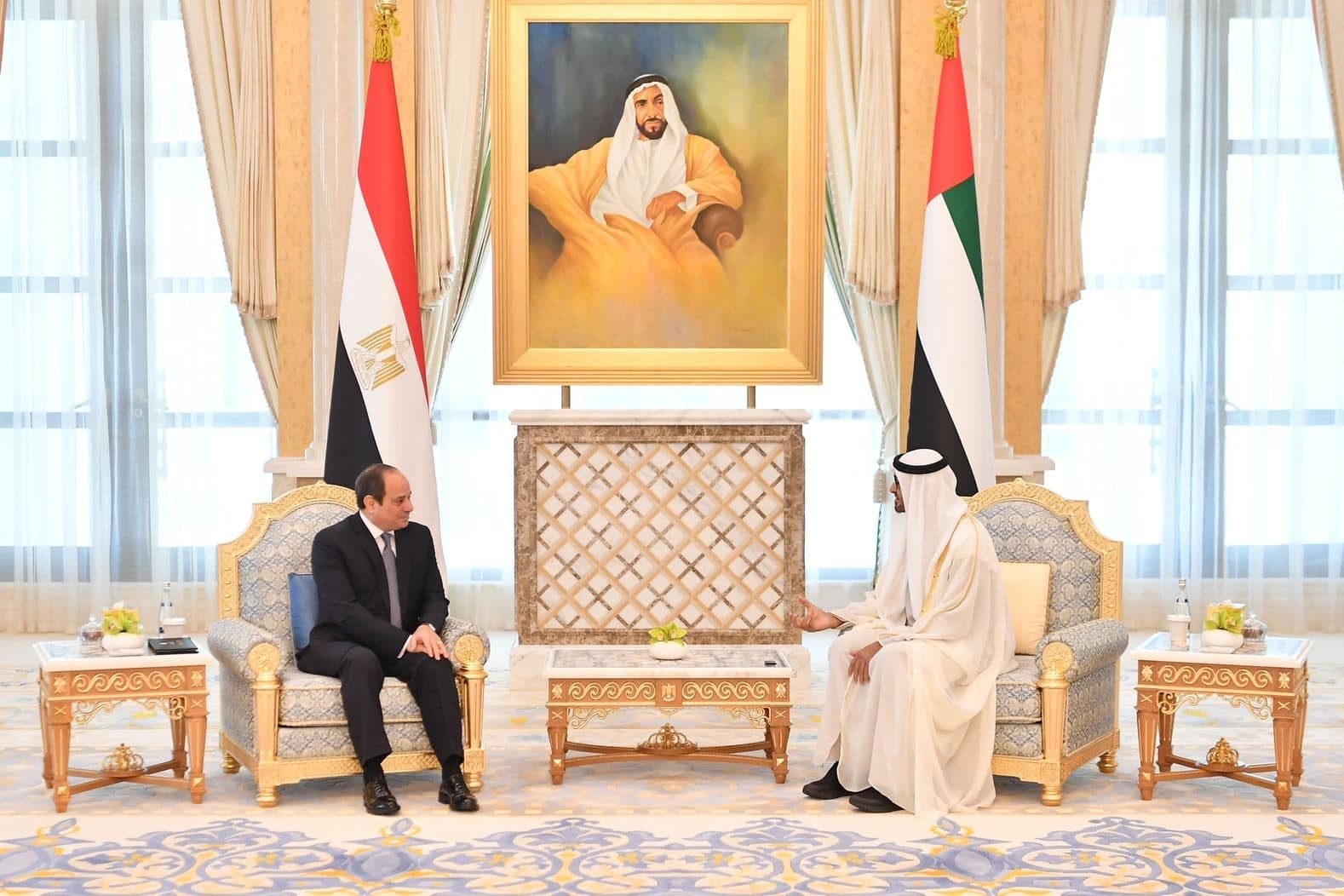 السيسي خلال لقائه مع ولي عهد أبوظبي: لن نسمح بالمساس بأمن دول الخليج