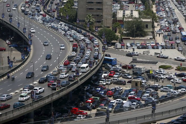 انتظام حركة المرور بطرق ومحاور القاهرة والجيزة صباح اليوم