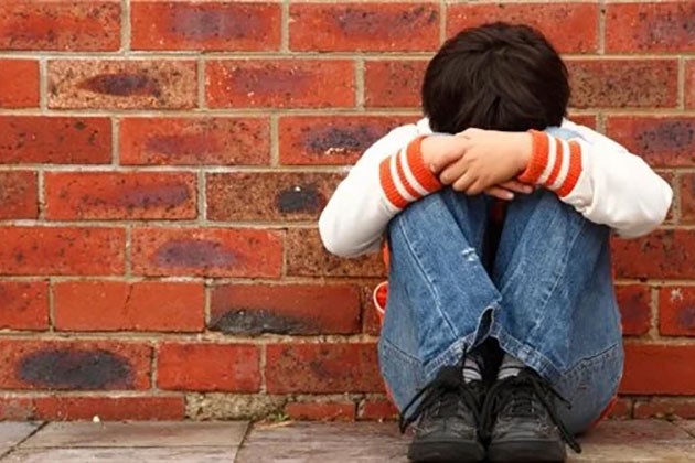 اليوم.. محاكمة معلمة بتهمة التنمر على طالب في مدرسة بشبرا