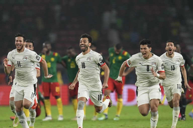 مباراة مصر والسنغال في نهائي أمم أفريقيا.. تعرف على الحكم ومُعلق المباراة