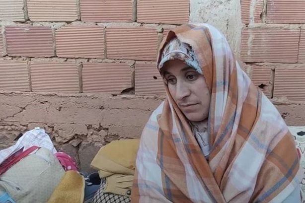 شاهد.. بسبب تلقيها العلاج النفسي والدة ريان تغيب عن الجنازة