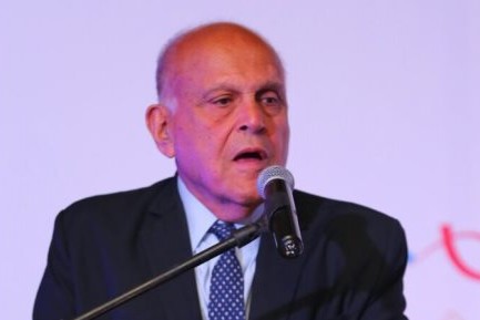 شاهد .. مداخلة تلفزيونية مزيفة للدكتور مجدي يعقوب تثير جدل السوشيال ميديا