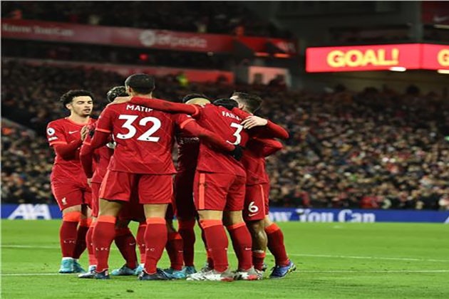 محمد صلاح يقود هجوم ليفربول المتوقع أمام بيرنلي
