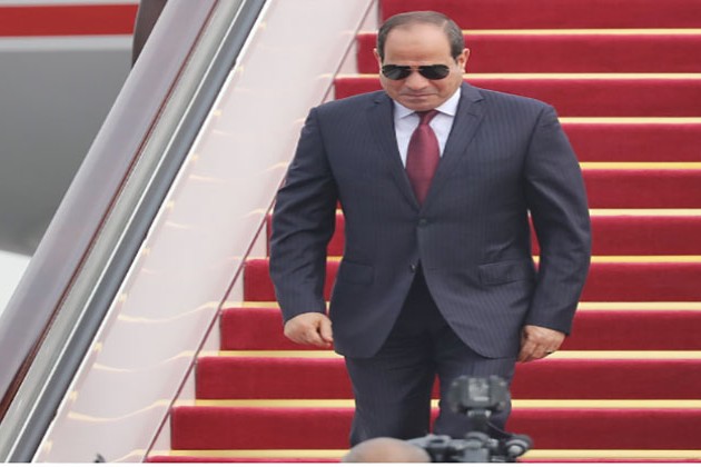 السيسي يصل إلى دولة الكويت