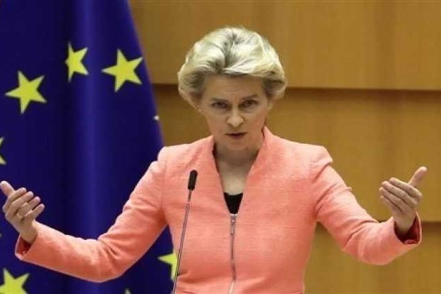 المفوضية الأوروبية تطالب بفرض عقوبات جديدة ضد روسيا