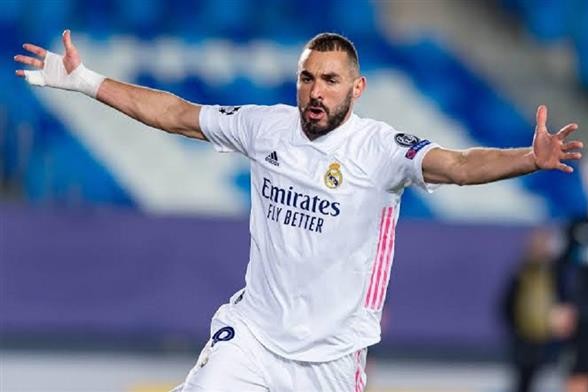 بنزيما يحقق رقما قياسيا جديدا مع ريال مدريد