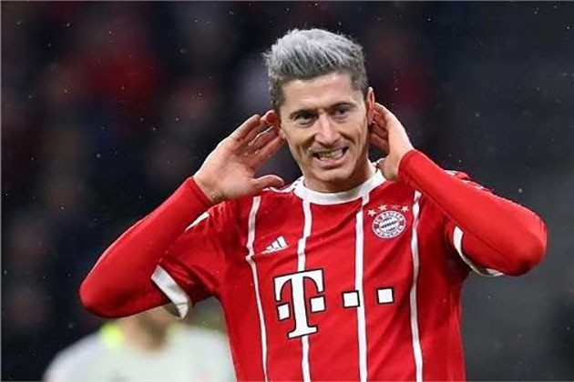 ليفاندوفسكي على رادار أتلتيكو مدريد