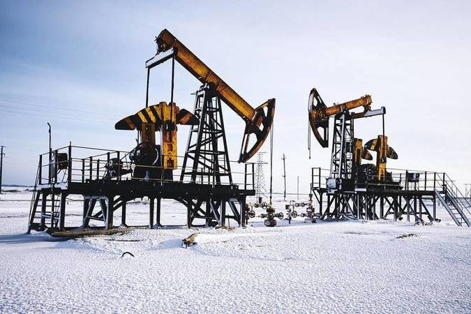 الولايات المتحدة تعلن حظرا على واردات النفط الروسية اليوم