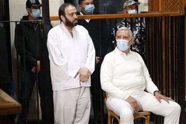 محاكمة أبوالفتوح وعزت و23 آخرين لاتهاهم بالإضرار بمصالح البلاد
