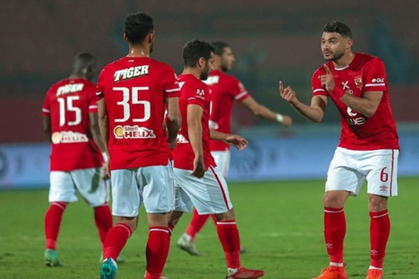 محمد شريف يقود هجوم الأهلي أمام صن داونز ببطولة أفريقيا