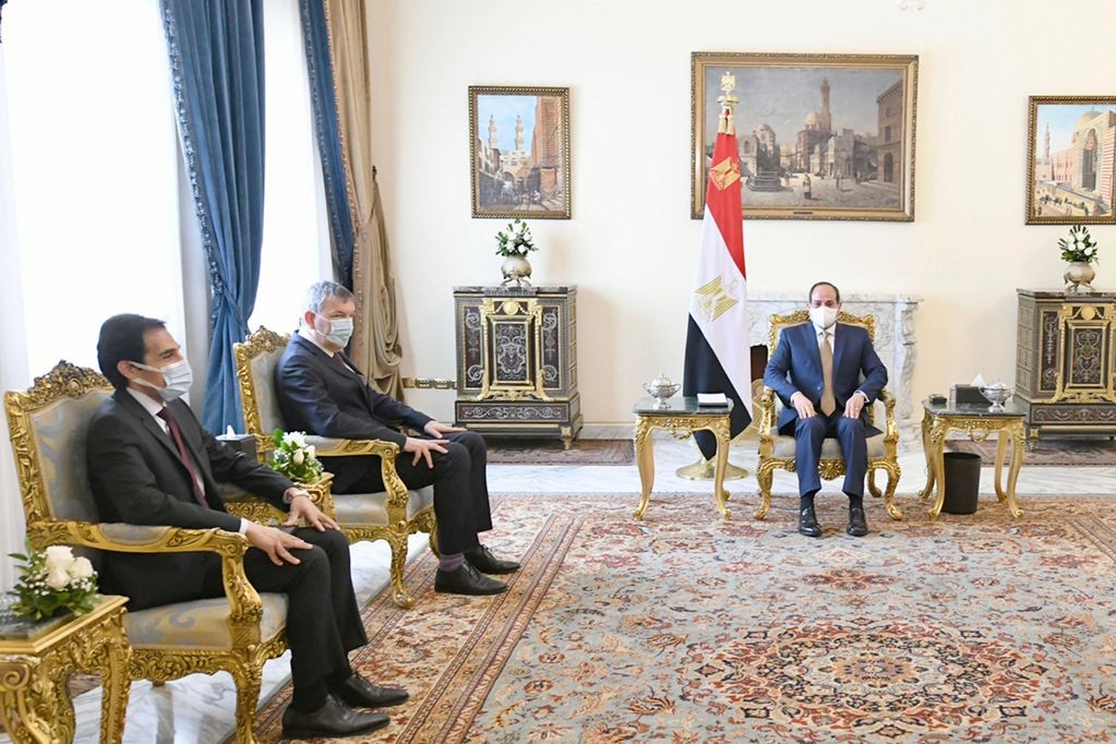 الرئيس السيسي يلتقي المفوض العام لوكالة الأمم المتحدة لإغاثة اللاجئين الفلسطينيين