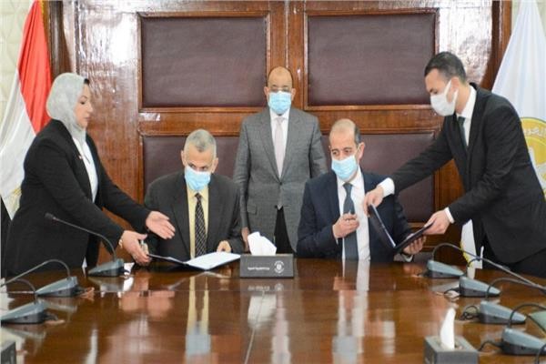 بروتوكول تعاون بين التنمية المحلية و«رسالة» لتنفيذ مشروعات «حياة كريمة»