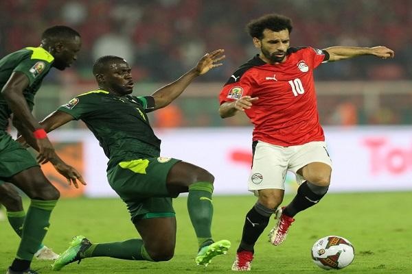 صفوف منتخب مصر تكتمل غدًا بوصول المحترفين استعدادًا لمواجهتي السنغال
