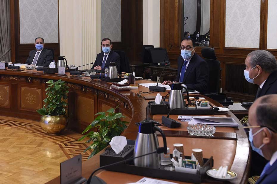 مجلس الوزراء : التعامل بكل حسم وحزم مع أى محاولة لإخفاء السلع أو احتكارها