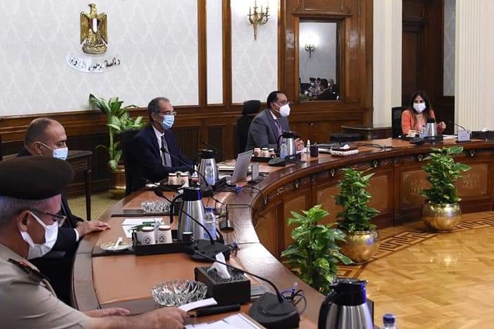 انفوجراف.. الحكومة تواجه التحديات الاقتصادية العالمية بــ25 قرار وتخصيص 130 مليار جنيه