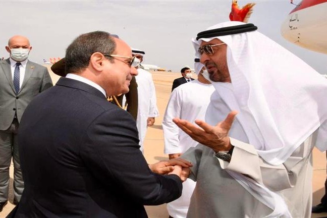 السيسي يستقبل الشيخ محمد بن زايد فى شرم الشيخ