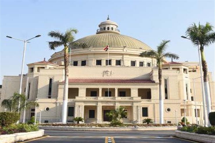 دورات تنموية جديدة بجامعة القاهرة لإعداد الطلاب لسوق العمل