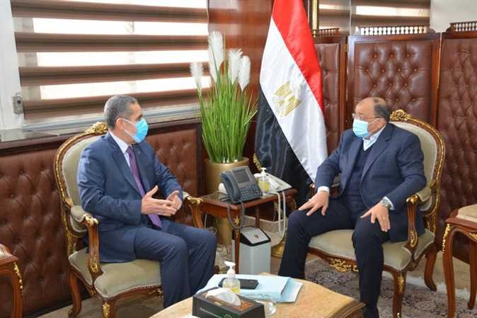 وزير التنمية يتابع مع محافظ المنوفية المبادرة الرئاسية