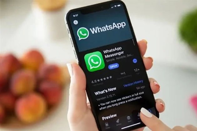 قريبا.. واتسآب يتيح لمستخدمي آيفون مشاركة ملفات صور وفيديو حتى 2 جيجابايت