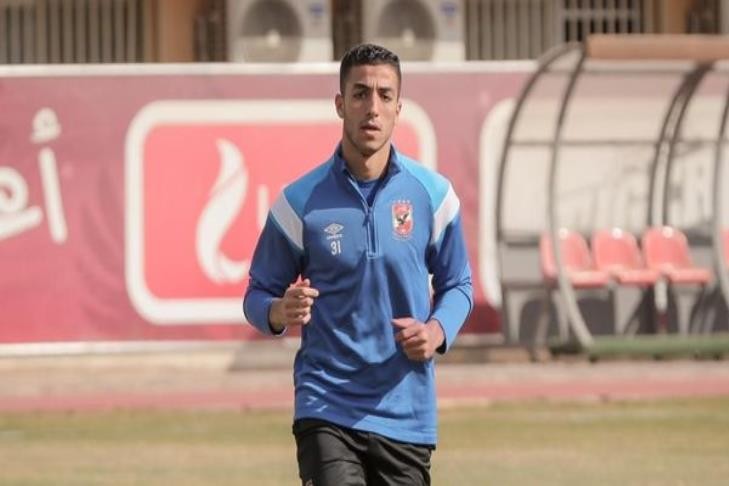 محمد عبد المنعم يبدأ المشاركة في تدريبات الأهلي