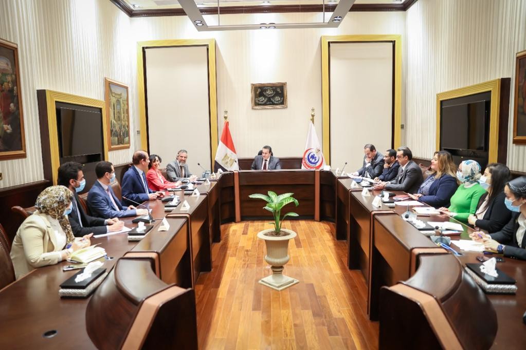 وزير التعليم العالي يبحث مع ممثل الـ«يونيسيف» سبل تعزيز التعاون في القطاع الصحي
