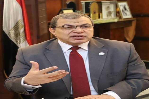 القوى العاملة تعين 29 شابا وتفتش على 232 منشأة عمالية بالوادى الجديد