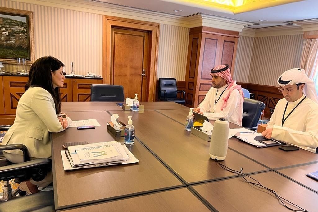 رانيا المشاط وزيرة التعاون الدولي تعقد جلسة مباحثات ثنائية مع مسئولي صندوق الأوبك للتنمية الدولية