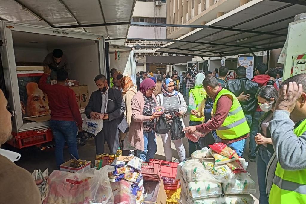 وزير التنمية المحلية يتابع أعمال مبادرة