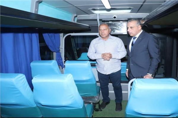 تدشين المرحلة الأولى من خدمات نقل الركاب بسوهاج 