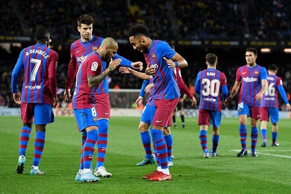 الليلة.. برشلونة يواجه فرانكفورت في الدورى الأوروبى