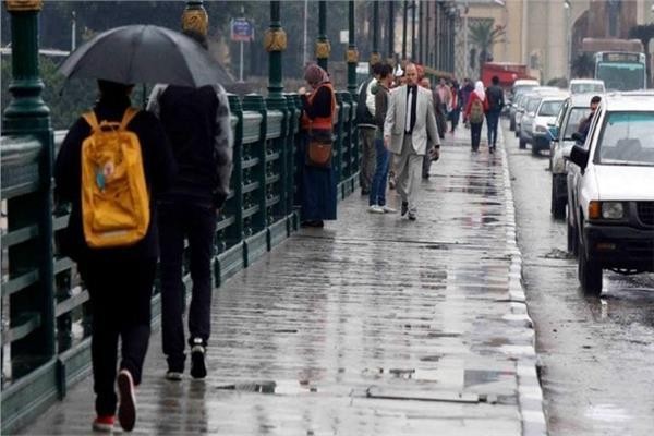 شاهد .. الأرصاد تنصح بعدم تخفيف الملابس في الأيام المقبلة