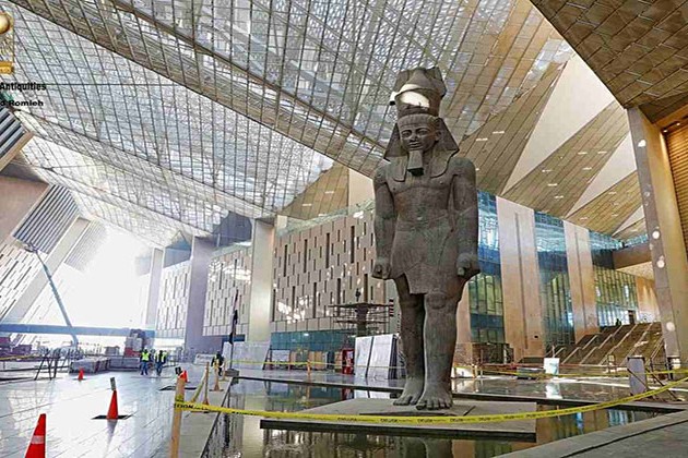 شاهد .. الآثار: الأعمال الإنشائية بالمتحف المصري الكبير تمت بنسبة 100 %