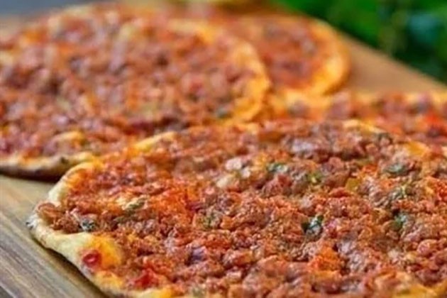 طريقة عمل صفيحة اللحم الشامية لـ الشيف أميرة شنب
