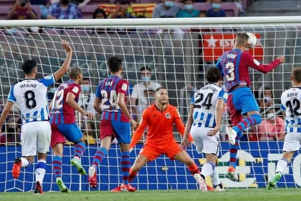 الليلة.. ريال سوسييداد يواجه برشلونة في بطولة الدوري الإسباني